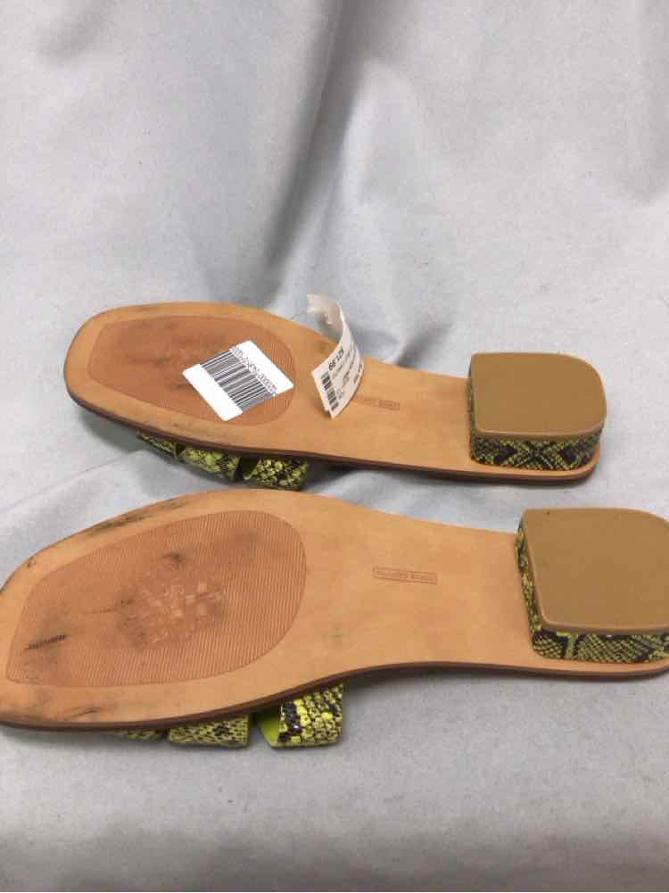 VINCE CAMUTO SIZE 10 Ladies SHOES