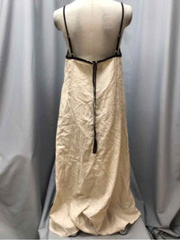 SHY VELVET SIZE MEDIUM Ladies DRESS