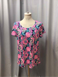 LILLY PULITZER SIZE LARGE Ladies TOP
