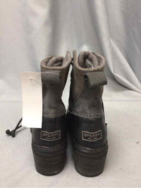 SPERRY SIZE 6 1/2 Ladies SHOES