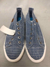 BLOWFISH SIZE 8 Ladies SHOES
