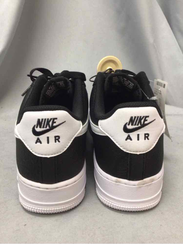 SIZE 11 NIKE Men's SHOES