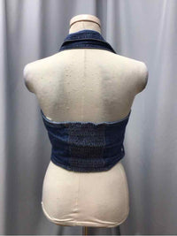 LEVI STRAUSS & CO SIZE MEDIUM Ladies BLOUSE