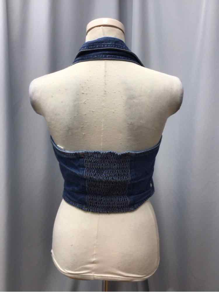 LEVI STRAUSS & CO SIZE MEDIUM Ladies BLOUSE