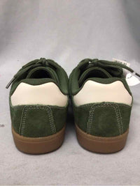 MICHAEL KORS SIZE 8 Ladies SHOES