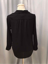 ANN TAYLOR SIZE SMALL PET Ladies BLOUSE