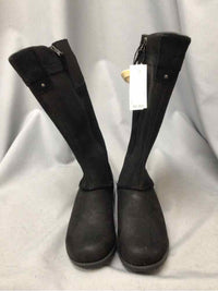 EDDIE BAUER SIZE 8 Ladies SHOES