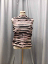 ST. JOHN SPORT SIZE MEDIUM Ladies TOP