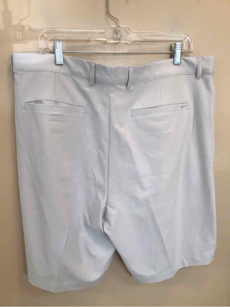 SIZE 38 GREG NORMAN Men's SHORTS