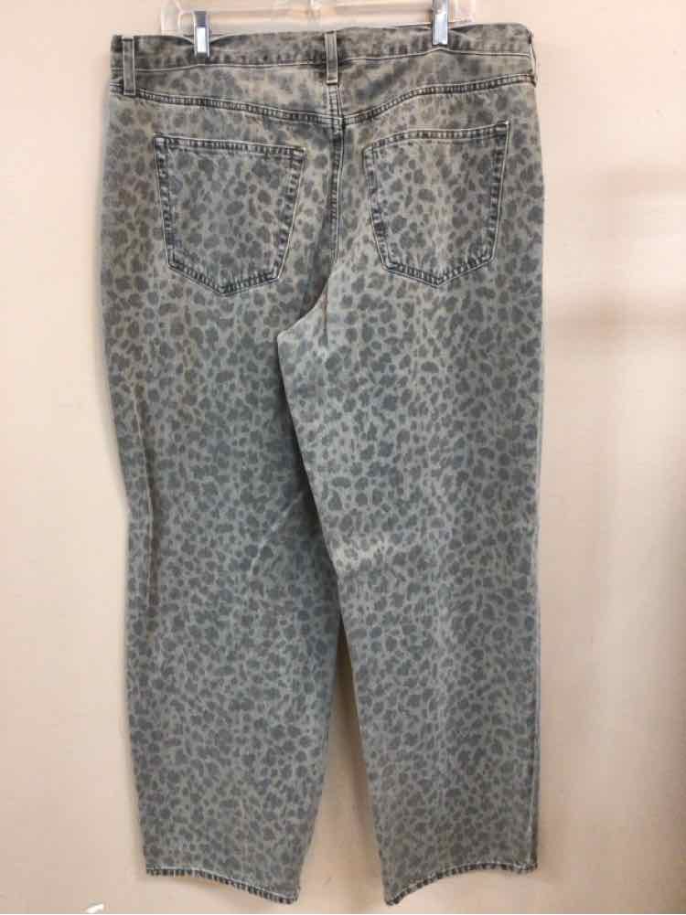 UNIVERSAL THREAD SIZE 14 Ladies PANTS