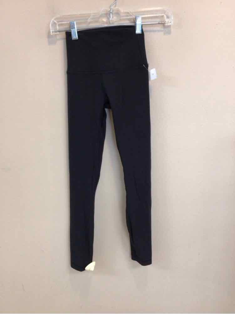 LULULEMON SIZE 0 Ladies EXERCISE