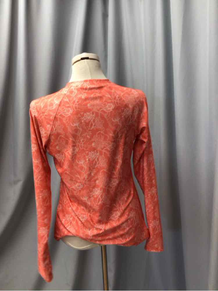 THE AMERICAN OUTSDOORSMAN SIZE MEDIUM Ladies EXERCISE
