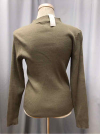 AND NOW THIS SIZE LARGE Ladies TOP