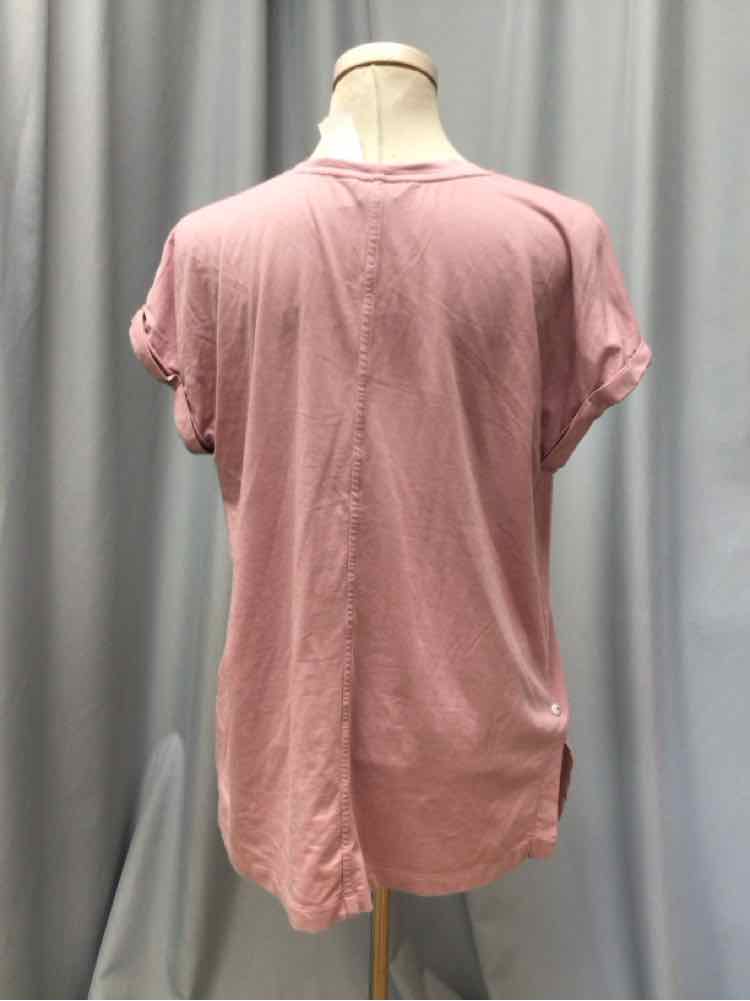 BANANA REPUBLIC SIZE MEDIUM Ladies TOP