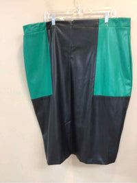 ASHLEY STEWART SIZE 24 Ladies SKIRT