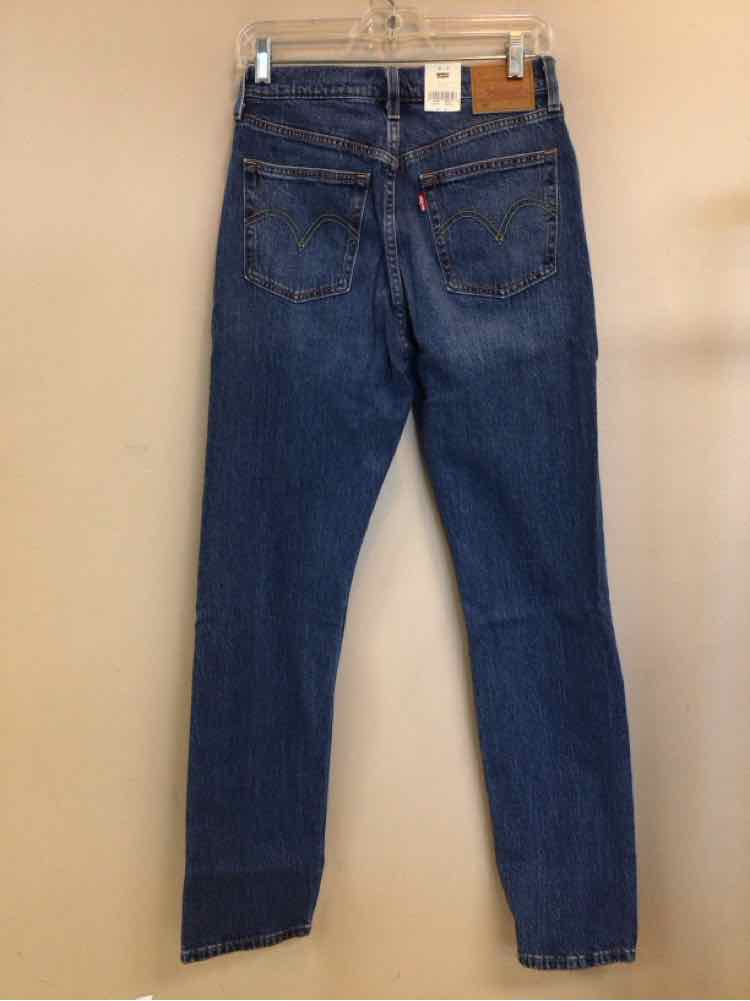 LEVI STRAUSS & CO SIZE 29 Ladies JEANS