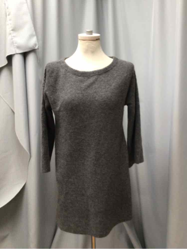 PLY SIZE MEDIUM Ladies TOP