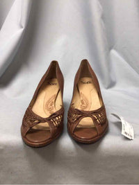 SOFT SIZE 11 Ladies SHOES