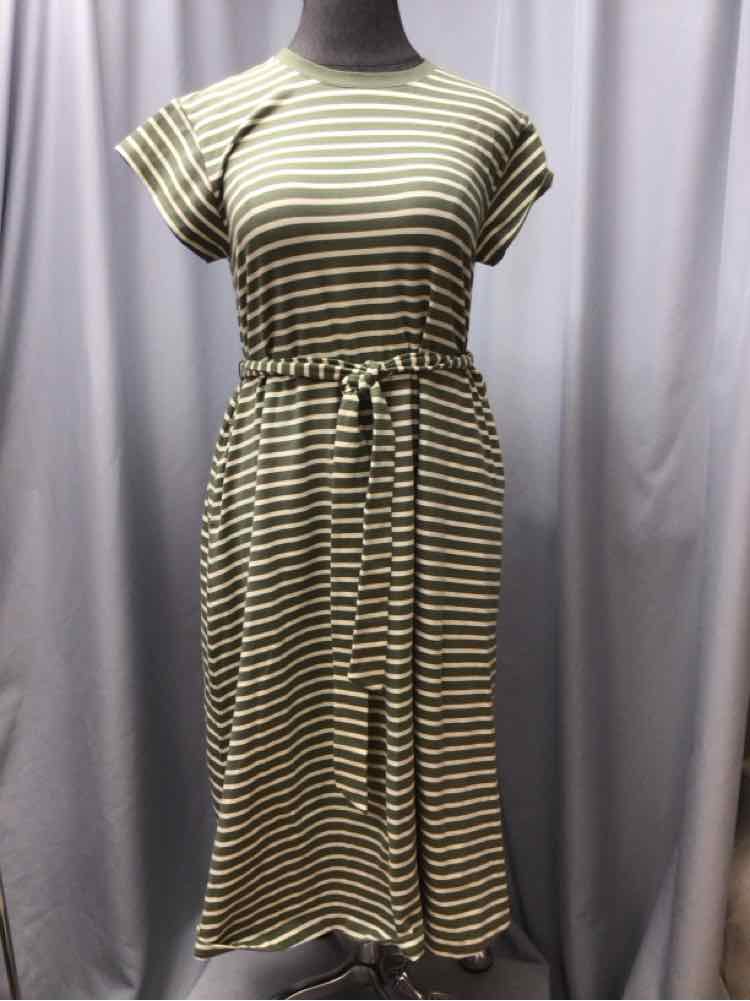 ON 34TH SIZE X LARGE Ladies DRESS