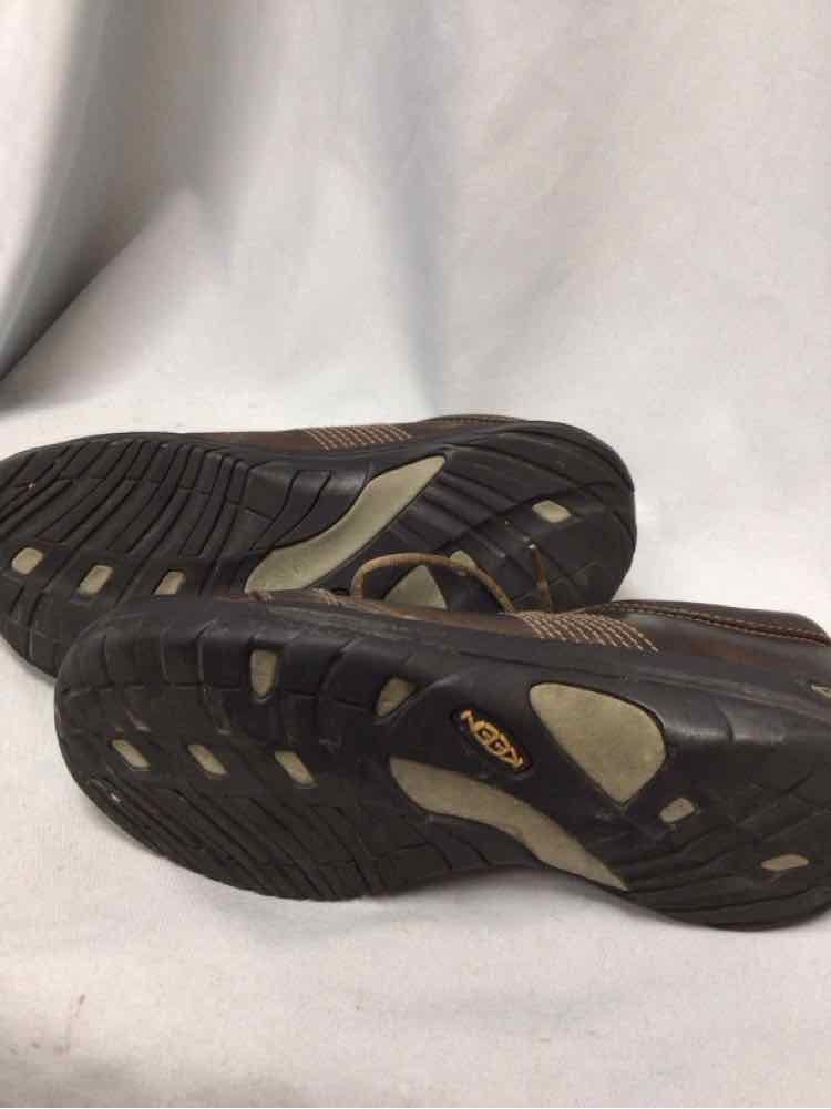 SIZE 11 KEEN Men's SHOES