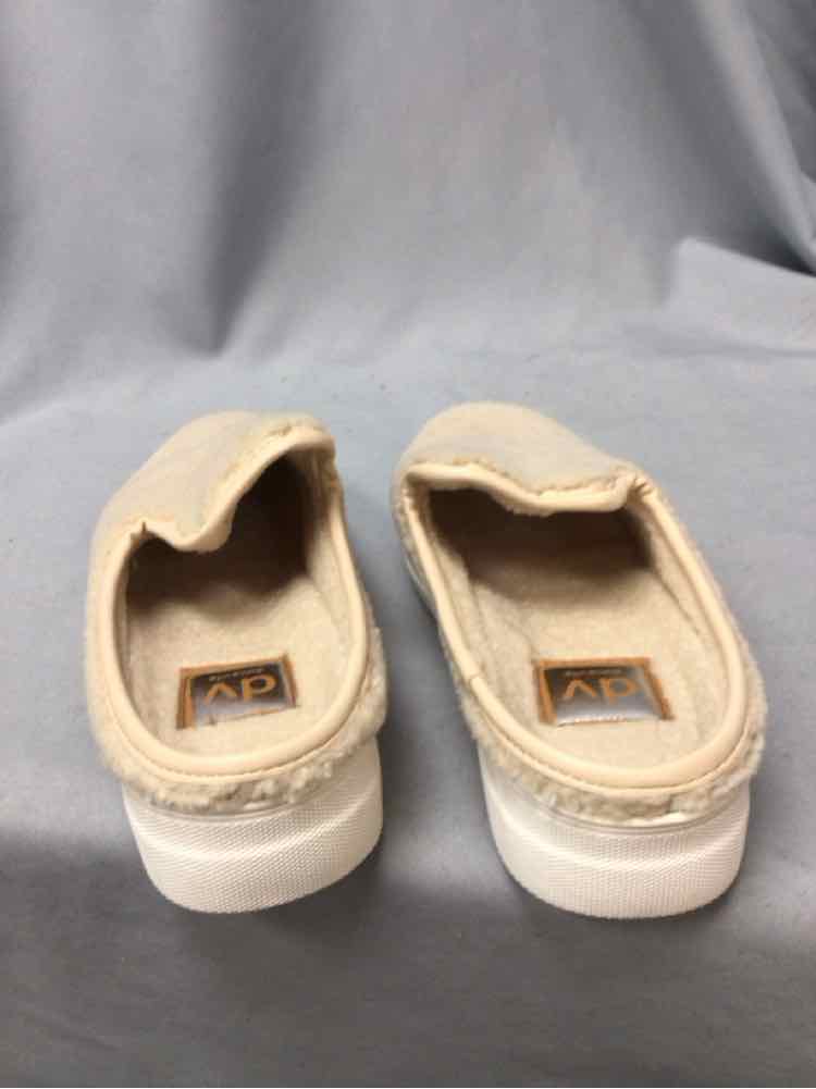 DOLCE VITA SIZE 8 Ladies SHOES