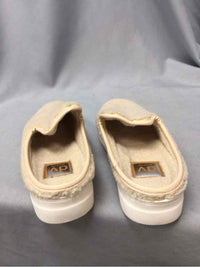 DOLCE VITA SIZE 8 Ladies SHOES