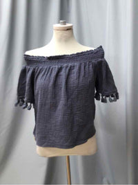 C & C CALIFORINA SIZE LARGE Ladies BLOUSE