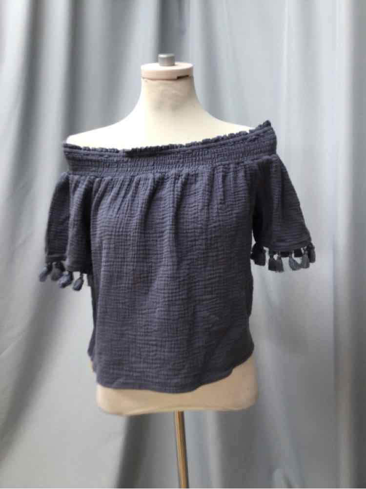 C & C CALIFORINA SIZE LARGE Ladies BLOUSE