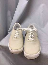 GRASSHOPPER SIZE 9 1/2 Ladies SHOES