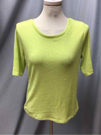 BANANA REPUBLIC SIZE MEDIUM Ladies TOP