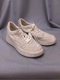 UNIVERSAL THREAD SIZE 10 Ladies SHOES
