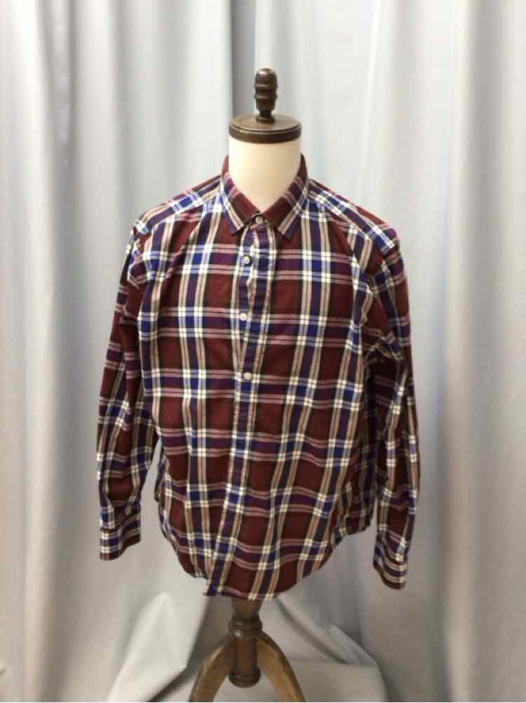 SIZE X LARGE UNTUCKIT Men's SHIRTS