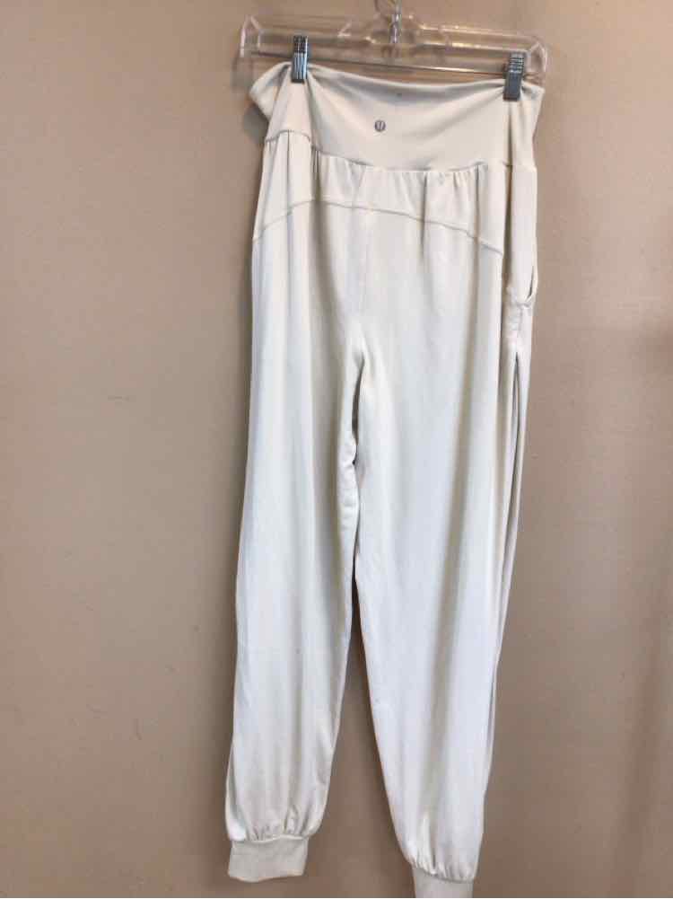 LULULEMON SIZE LARGE Ladies EXERCISE