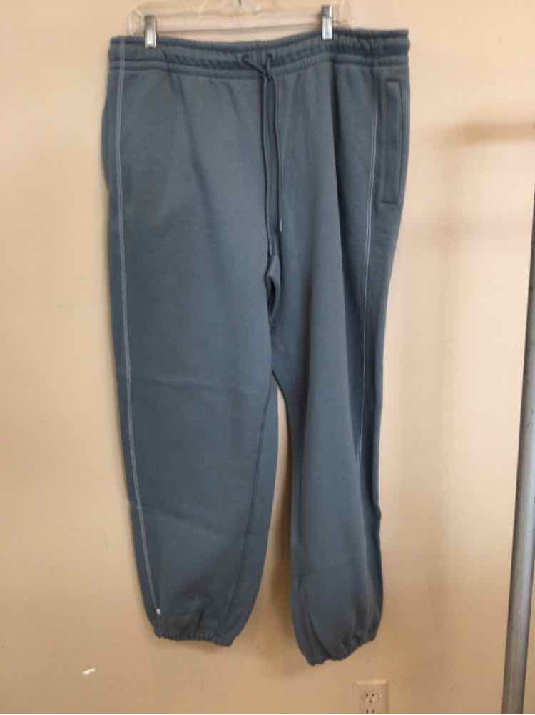 SIZE 2 X CSG Men's PANTS