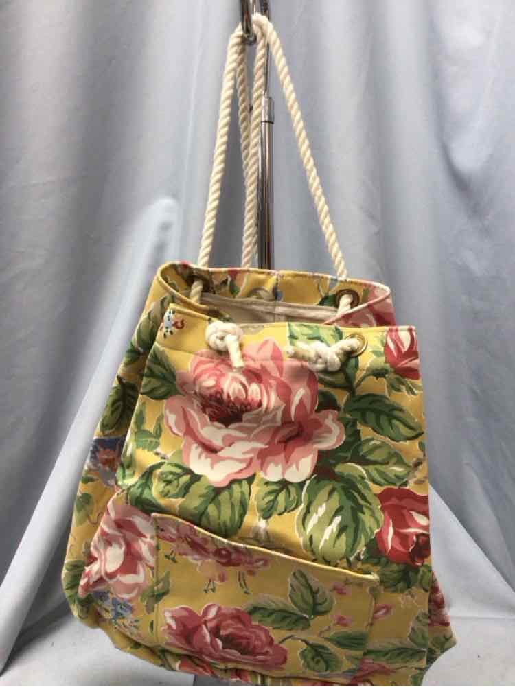 VERA BRADLEY Ladies BAG