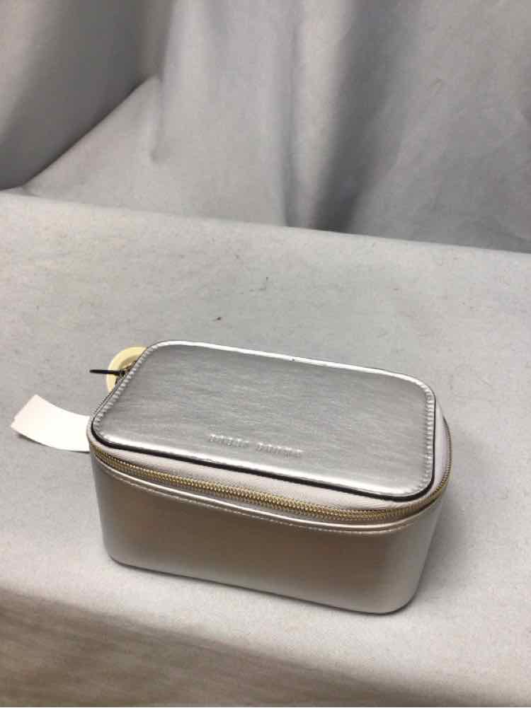 BOBBI BROWN SIZE Ladies BAG