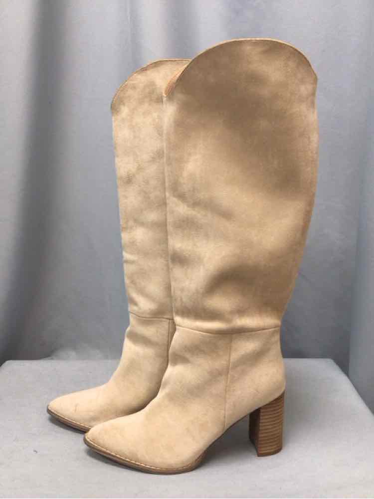 VICI SIZE 7 1/2 Ladies SHOES