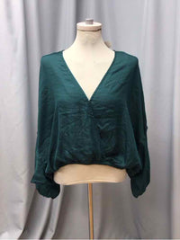 WISHLIST APPAREL SIZE MED/LRG Ladies BLOUSE
