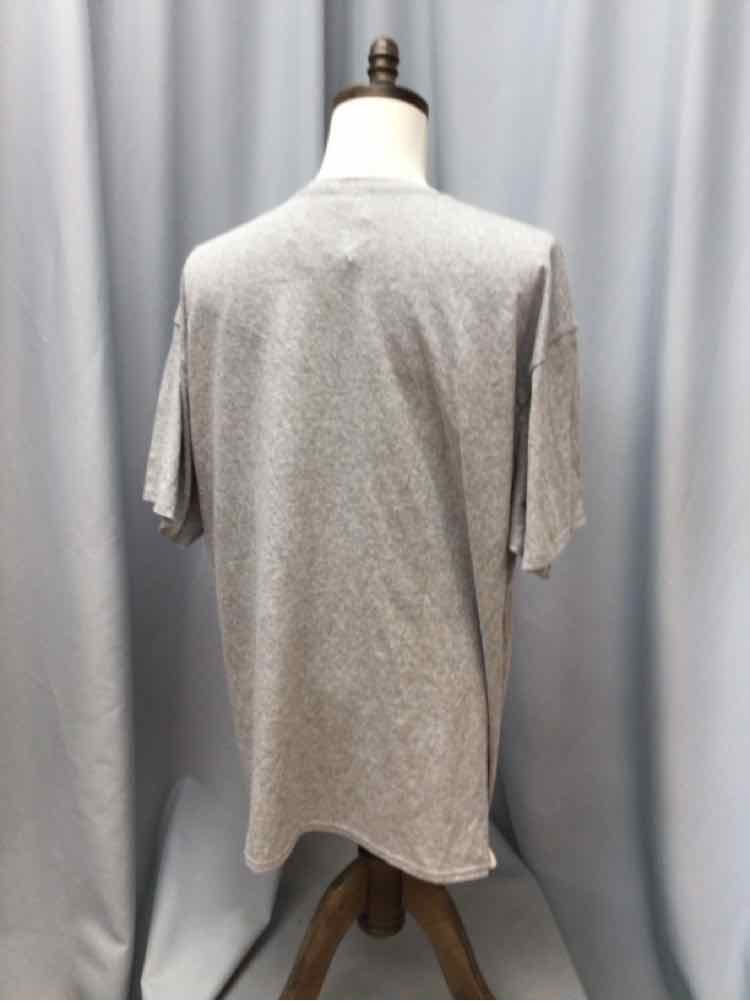 SIZE 2 X FIFTH SUN Men's SHIRTS