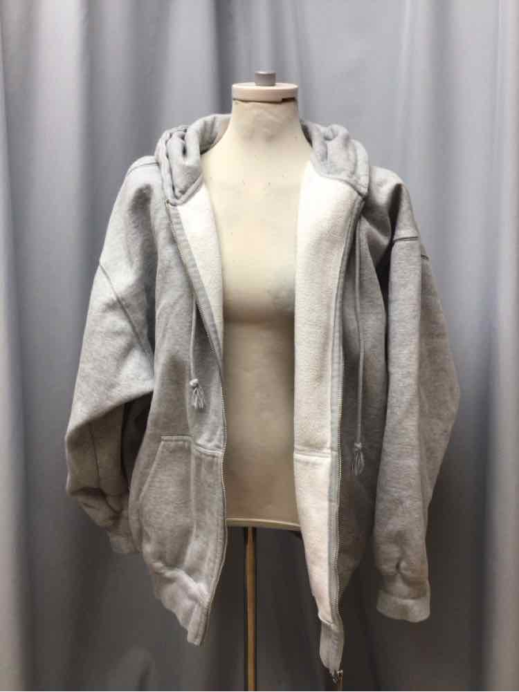 BRANDY MELVILLE SIZE MEDIUM Ladies EXERCISE