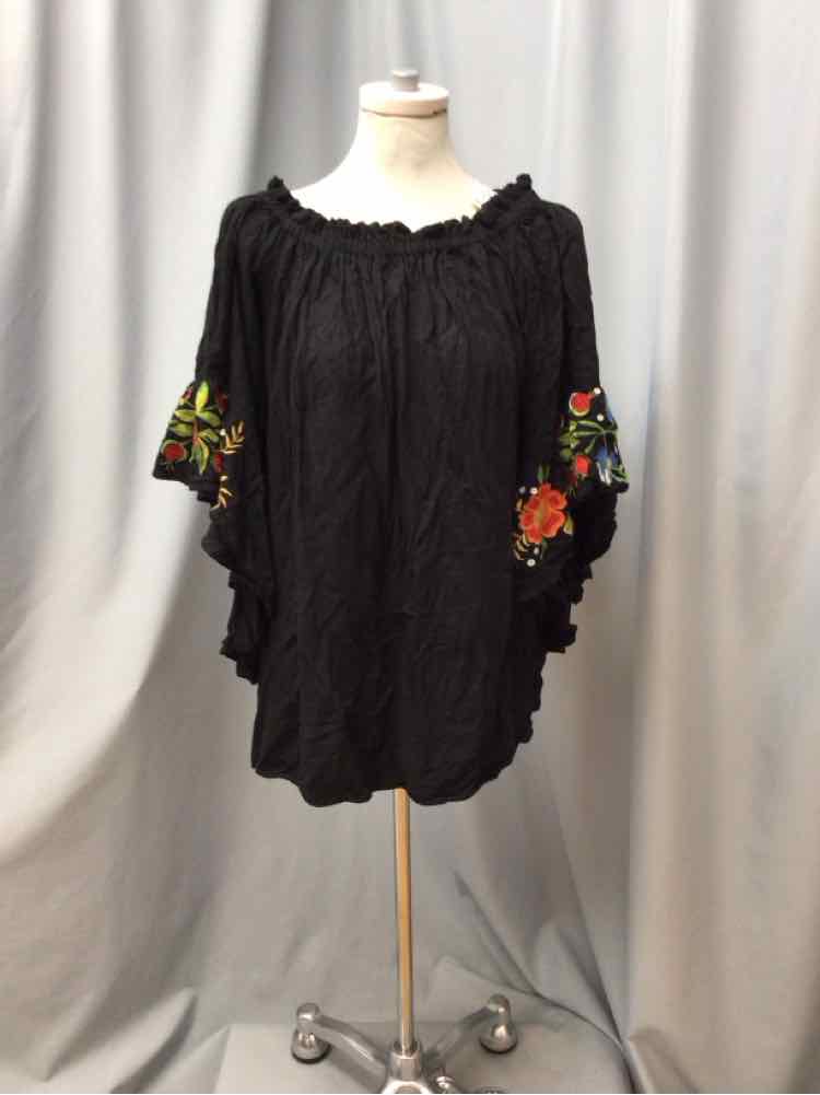 UMGEE SIZE MEDIUM Ladies TOP
