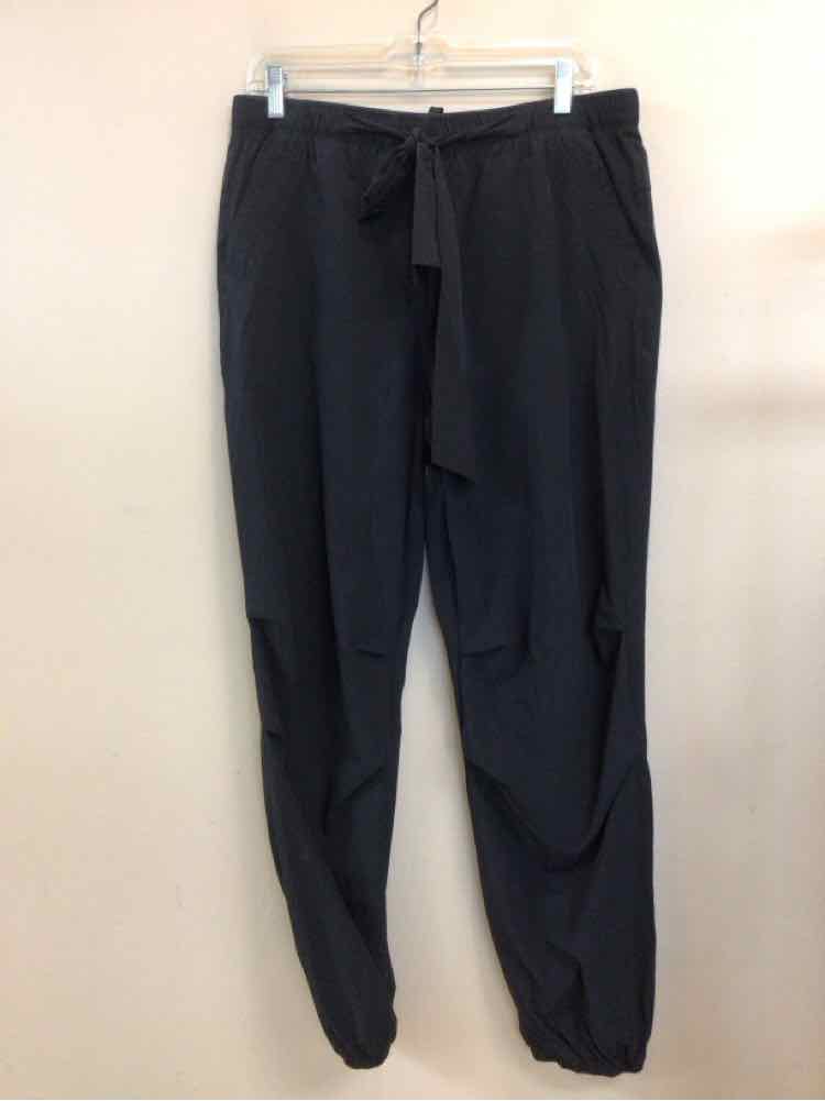 PASKHO SIZE LARGE Ladies PANTS