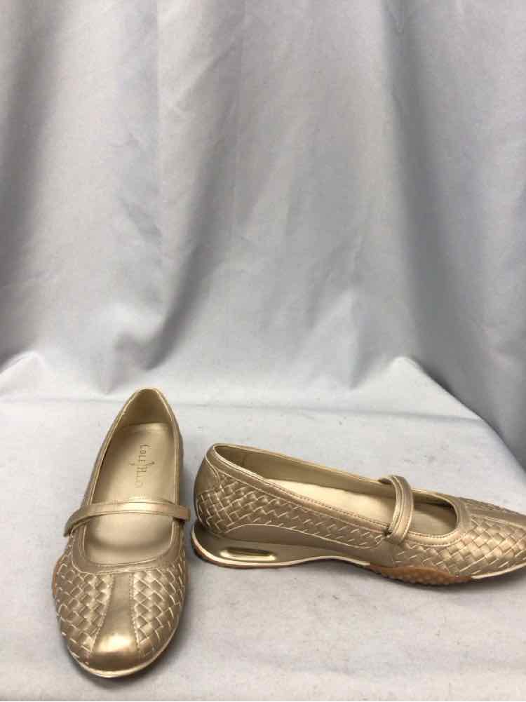 COLE HAAN SIZE 10 AA Ladies SHOES