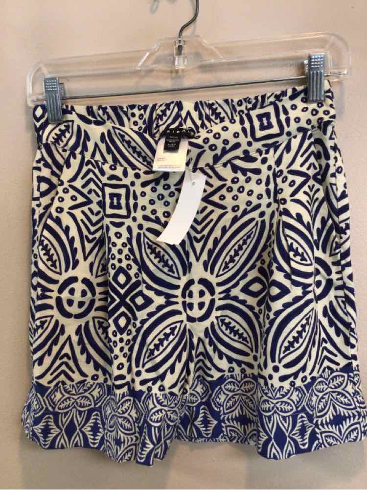 TRIBAL SIZE XSMALL Ladies SHORTS