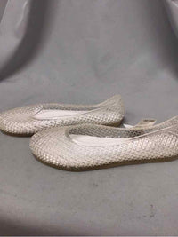 WILD FABLE SIZE 9 Ladies SHOES