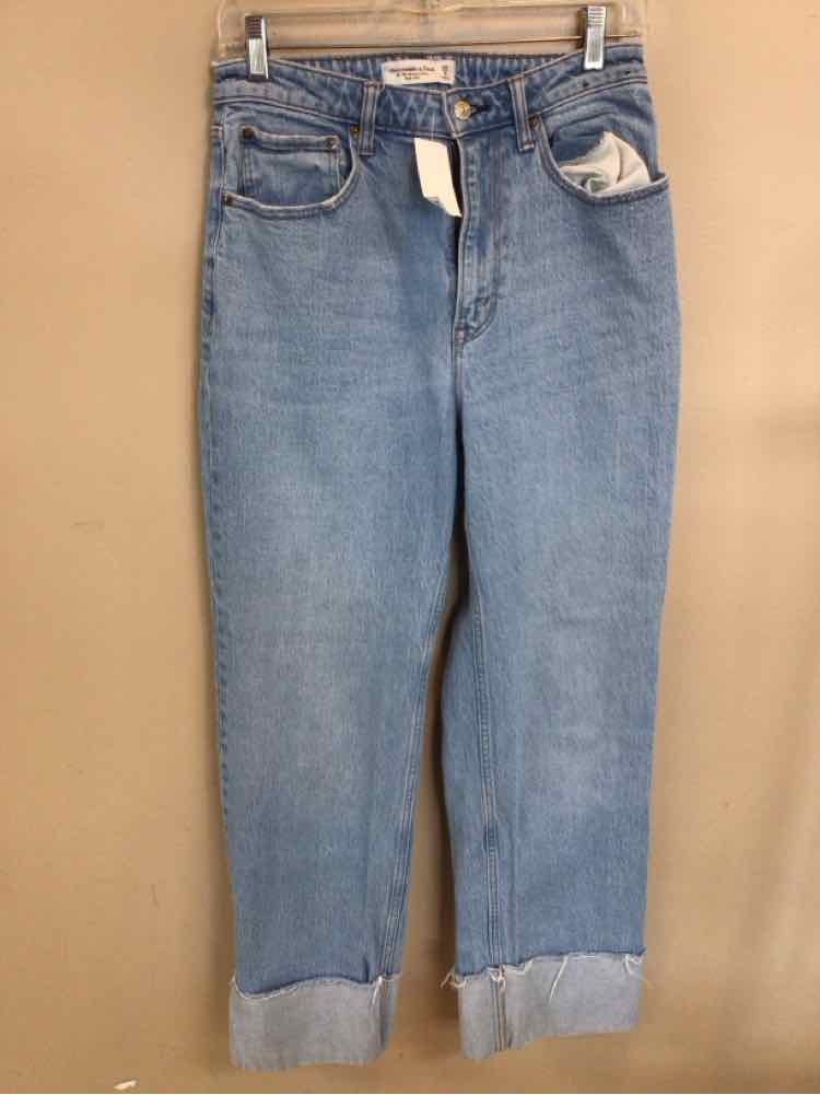 ABERCROMBIE & FITCH SIZE 6 Ladies JEANS