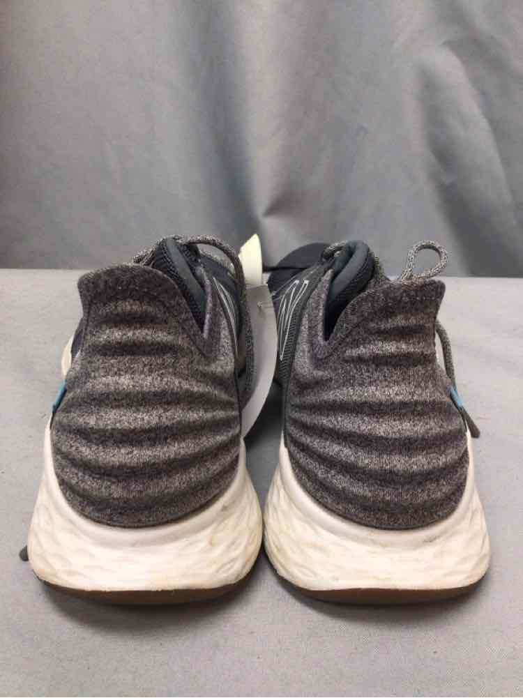 NEW BALANCE SIZE 9 Ladies SHOES