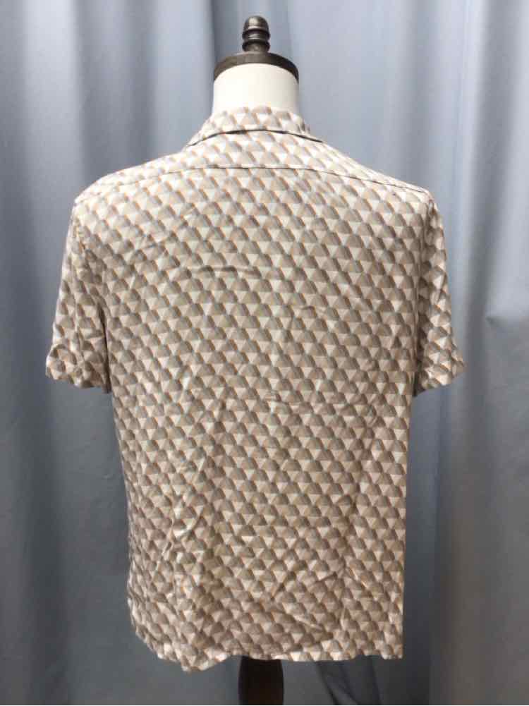 SIZE MEDIUM EXPRESS Men's SHIRTS