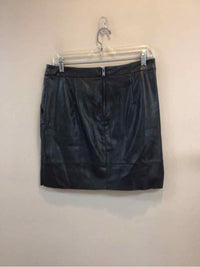 FAHSYEE SIZE MEDIUM Ladies SKIRT