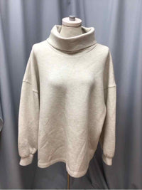 OLD NAVY SIZE X LARGE Ladies TOP